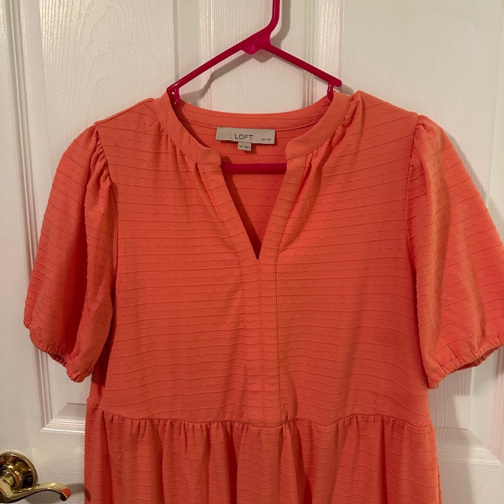 Ann Taylor Loft short sleeve coral dress